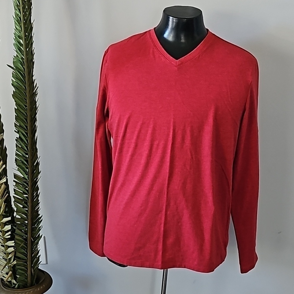 APT.9 Red V-neck Long Sleeve Tee